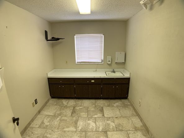 Hyde Park Medical Building & Land: 502 S Magnolia Ave, Tampa, FL 33606